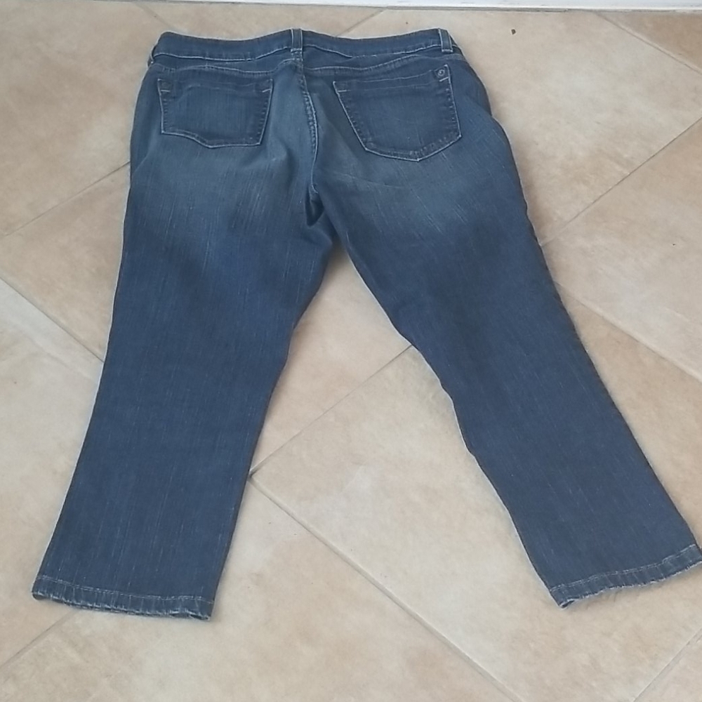 DKNY blue Soho capris size 6 - Picture 7 of 9